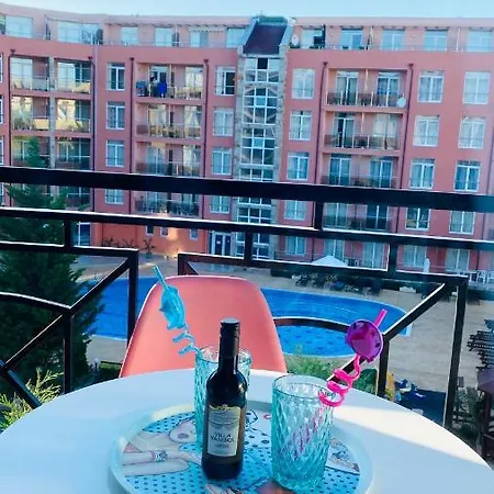 Apartello Modern Studio Rainbow 3 - Cacao Beach Lejlighed *